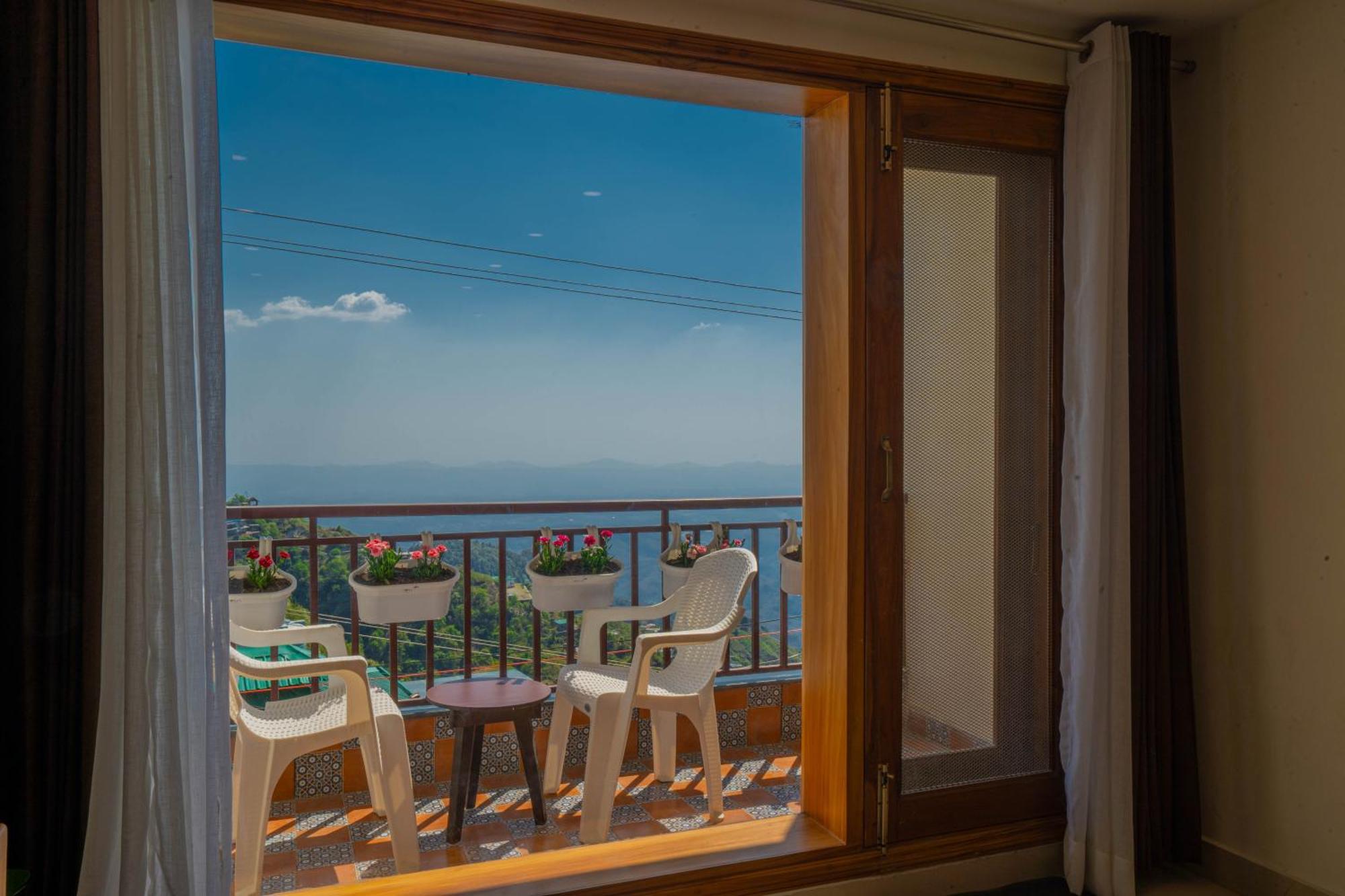 Perfectstayz Mokshada Suites 무소리에 외부 사진